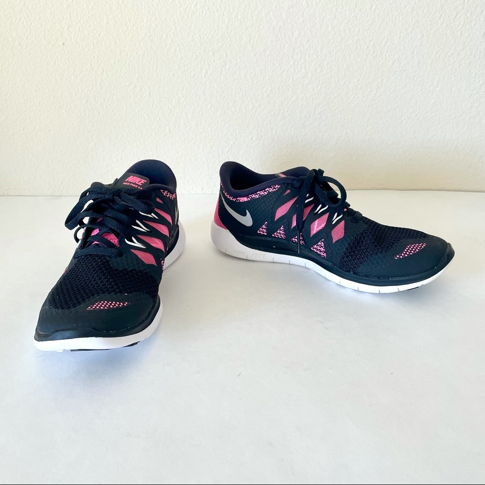 NWOT Nike GS Free 5.0